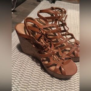 Brown 3-4 inch heels with tie straps